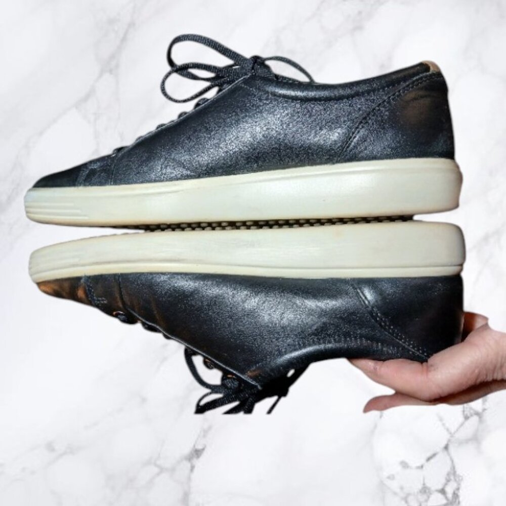 ECCO Soft Black Leather Sneakers Size EU39/US 8 EUC - Picture 1 of 16